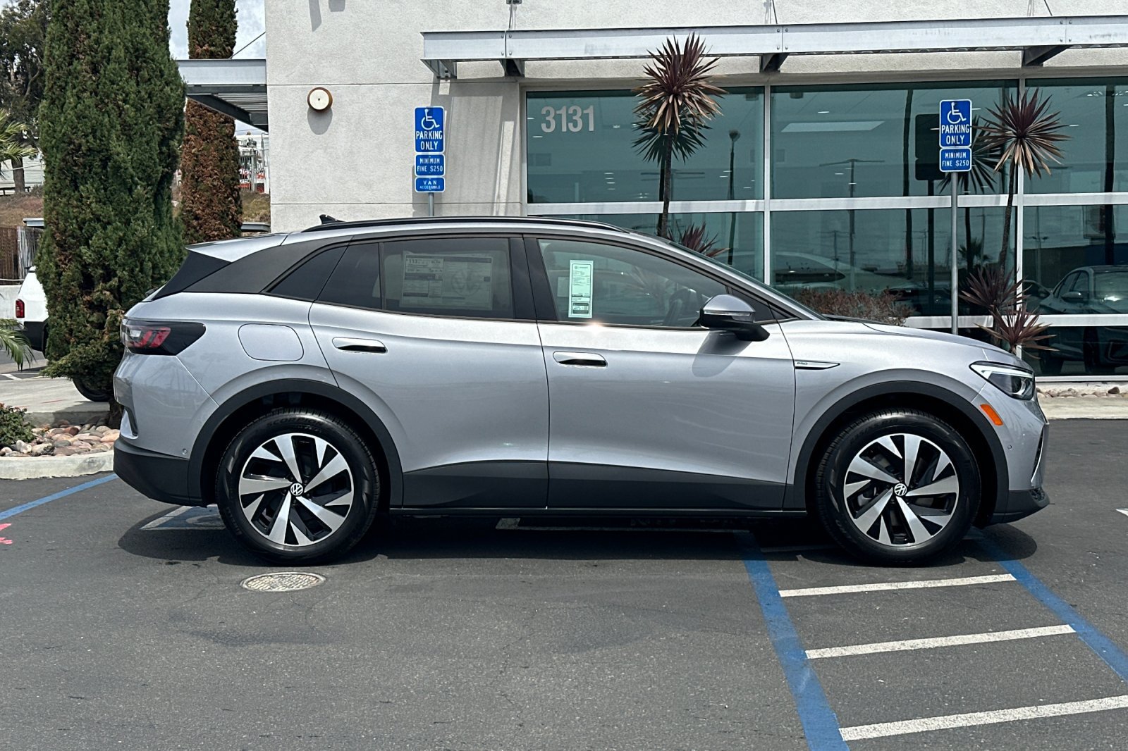 New 2026 Volkswagen ID.4 Pro RWD image 4