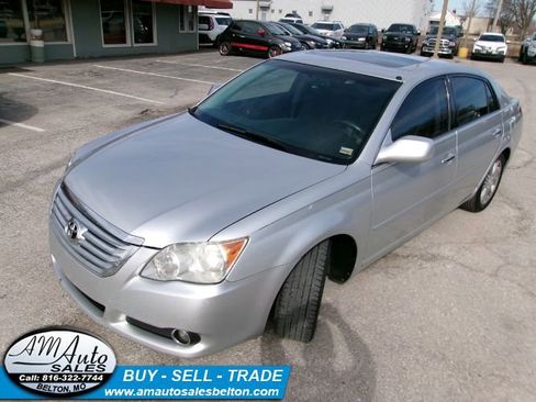 Used 2010 Toyota Avalon XL image 24