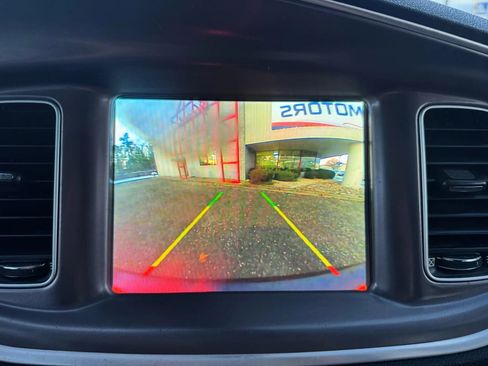 Used 2019 Dodge Charger GT image 27