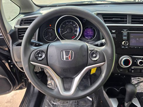 Used 2015 Honda Fit LX image 34