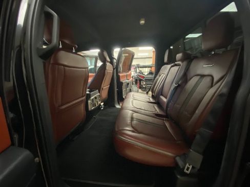 Used 2018 Ford F150 Platinum RWD image 11