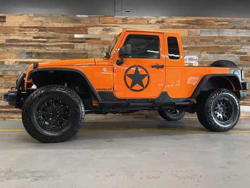 Used 2012 Jeep Wrangler Unlimited Sport AWD/4WD image 20