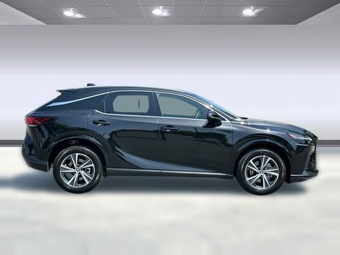 Certified 2024 Lexus RX 350 FWD w/ Technology Package image 8