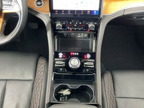 Used 2023 Jeep Grand Cherokee Summit AWD/4WD image 15