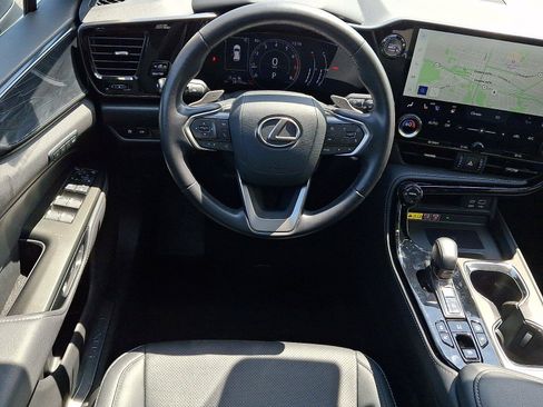 Used 2024 Lexus NX 350 AWD image 10