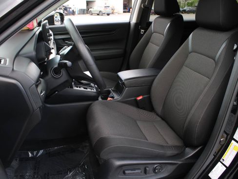 Used 2025 Honda CR-V EX image 17
