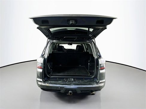 Used 2014 Toyota 4Runner Limited image 27