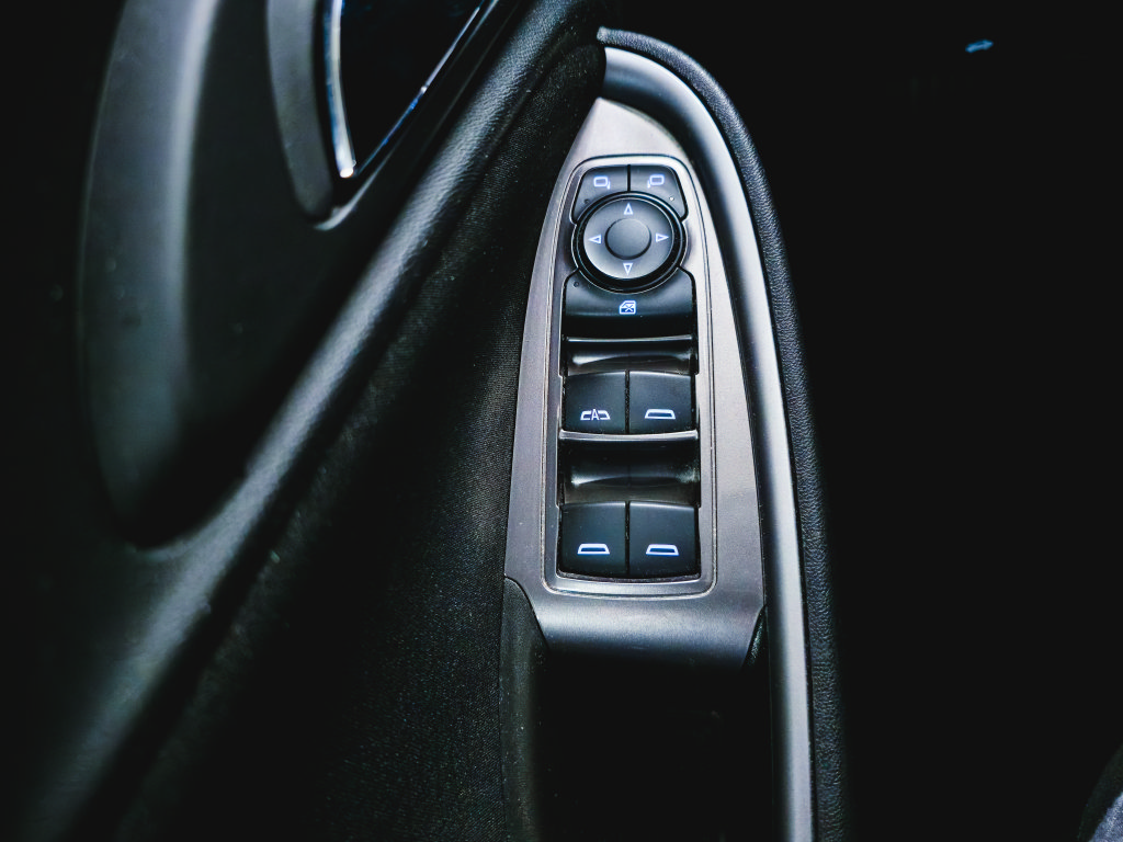 Used 2022 Chevrolet Malibu LT FWD image 22
