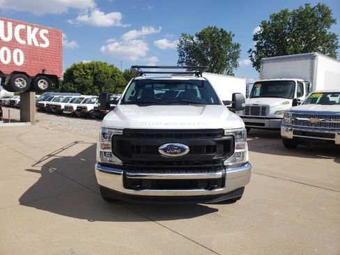 Used 2022 Ford F250 XL w/ Power Equipment Group RWD image 4