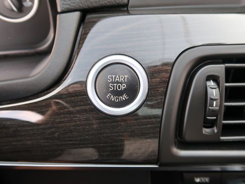 Used 2011 BMW 535i Sedan RWD image 17