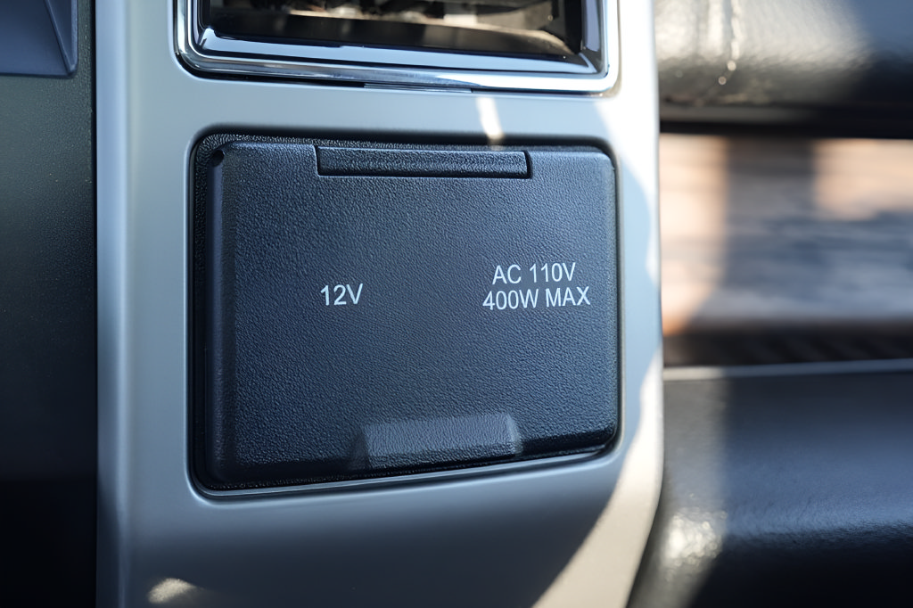 Used 2018 Ford F150 Lariat w/ Equipment Group 502A Luxury AWD/4WD image 49