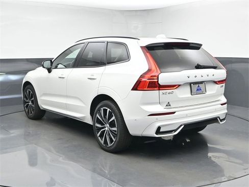 Used 2023 Volvo XC60 B5 Plus w/ Climate Package image 6