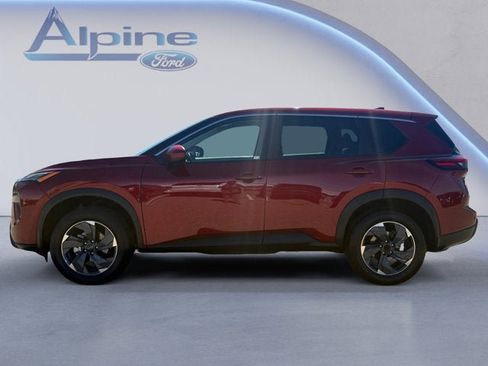 Used 2025 Nissan Rogue SV FWD image 2