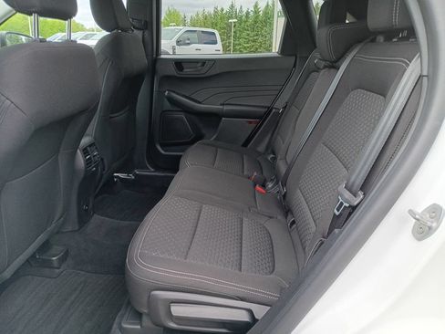 Used 2023 Ford Escape Active w/ Tech Pack #1 AWD/4WD image 17