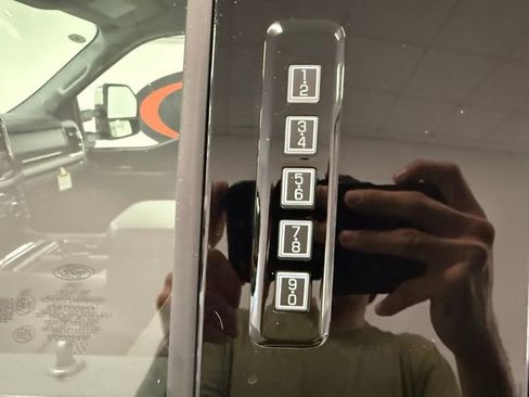 New 2026 Ford F250 Lariat w/ Lariat Premium Package image 12