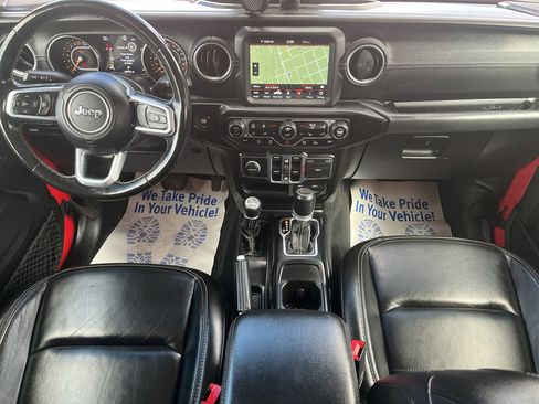 Used 2020 Jeep Gladiator Overland w/ Uconnect 4C Nav & Sound Group AWD/4WD image 18