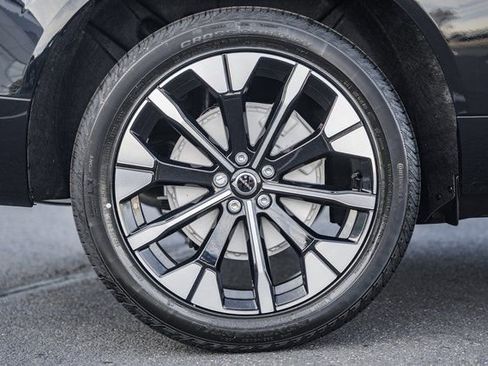 New 2026 Volvo XC60 B5 Plus w/ Protection Package Premier image 18