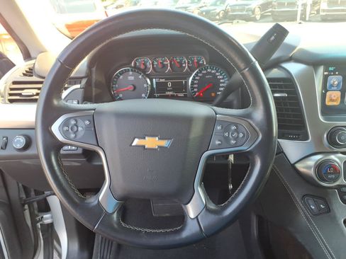 Used 2019 Chevrolet Tahoe LT AWD/4WD image 17