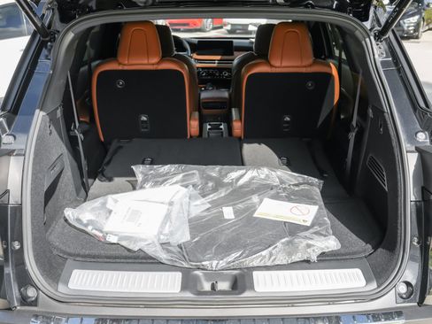 Used 2025 INFINITI QX60 Autograph w/ Cargo Package image 39