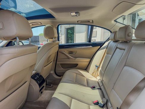 Used 2015 BMW 528i xDrive Sedan AWD/4WD image 6