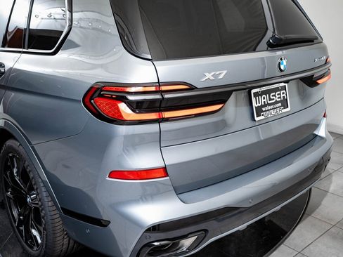 New 2026 BMW X7 xDrive40i w/ M Sport Package image 19
