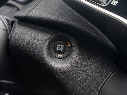 Used 2019 Jeep Cherokee High Altitude AWD/4WD image 23