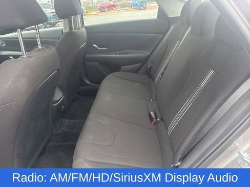 Used 2023 Hyundai Elantra SEL image 14