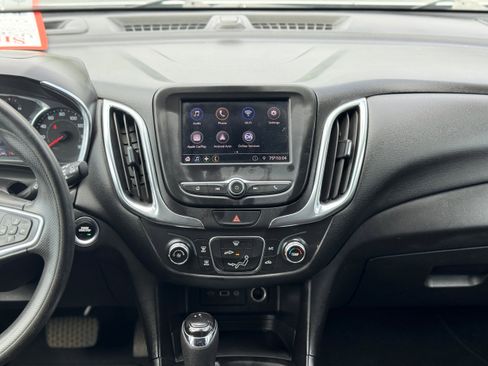 Used 2020 Chevrolet Equinox LT image 19