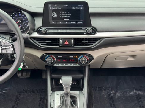 Used 2019 Kia Forte LXS image 21