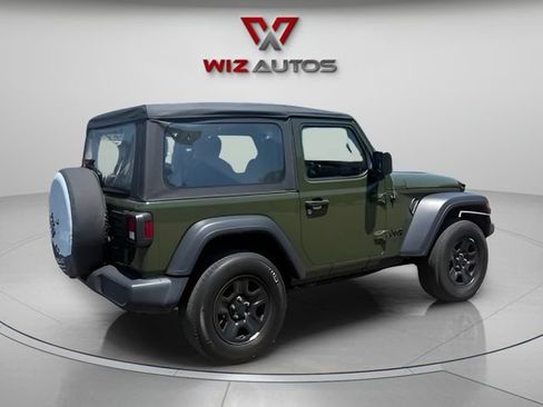 Used 2021 Jeep Wrangler Sport AWD/4WD image 5