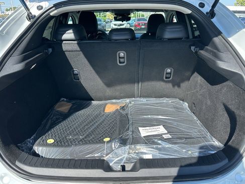 New 2025 MAZDA CX-30 AWD 2.5 S w/ Select Sport Pkg image 4