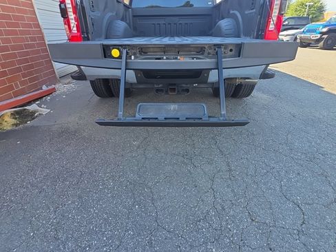 Used 2025 Ford F350 Lariat w/ Lariat Ultimate Package AWD/4WD image 41