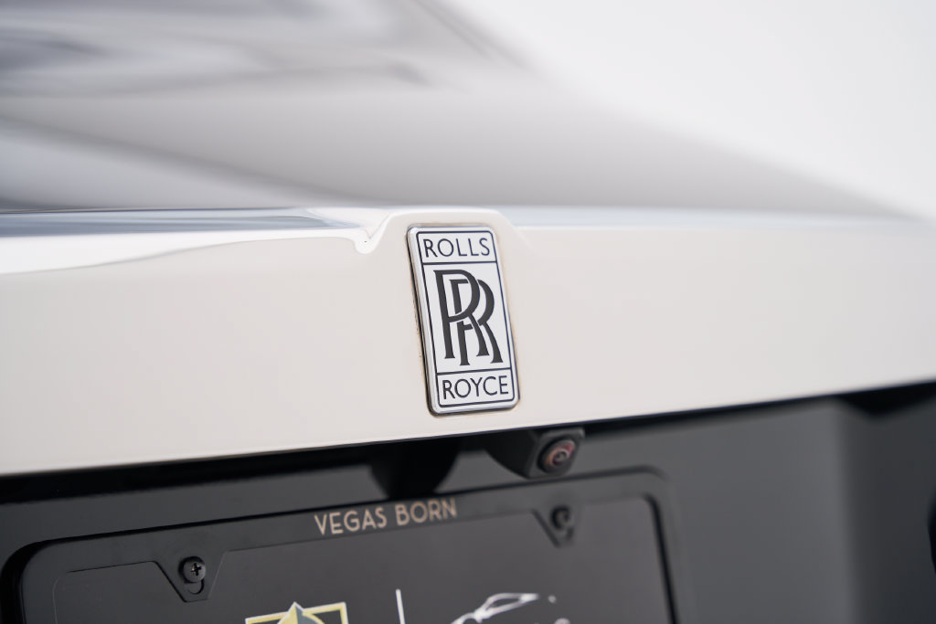 Used 2026 Rolls-Royce Phantom Sedan RWD image 30