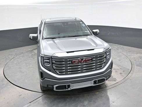 New 2026 GMC Sierra 1500 Denali w/ Denali Reserve Package AWD/4WD image 32