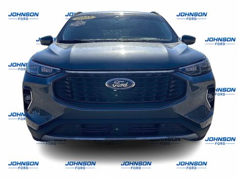 Used 2023 Ford Escape Platinum AWD/4WD image 3