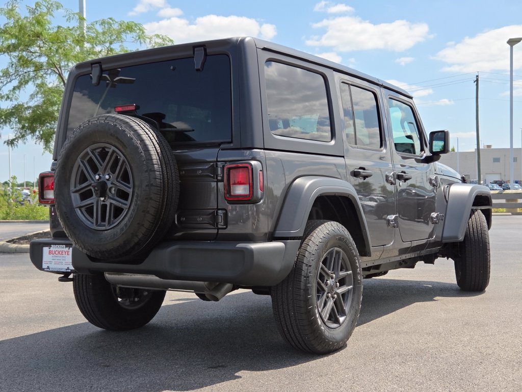 Used 2024 Jeep Wrangler Unlimited Sport AWD/4WD image 14