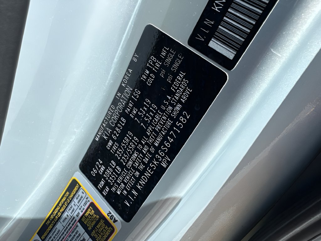 Used 2025 Kia Carnival SX FWD image 38