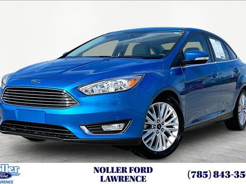 Used 2015 Ford Focus Titanium image 1