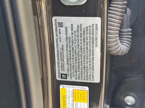 Used 2020 Chevrolet Silverado 2500 High Country w/ Z71 Off-Road Package AWD/4WD image 24