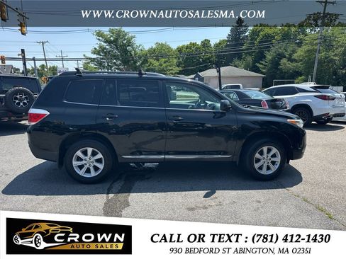 Used 2012 Toyota Highlander 4WD w/ Tech Pkg image 4