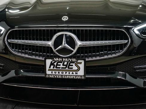 Used 2025 Mercedes-Benz C 300 Sedan image 8