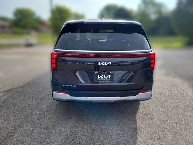 Certified 2026 Kia Carnival FWD image 4
