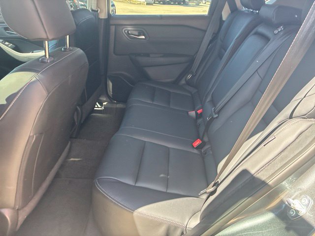 Used 2023 Nissan Rogue SL w/ SL Premium Package FWD image 15