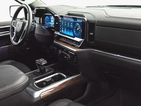 Used 2023 Chevrolet Silverado 1500 RST w/ Convenience Package II AWD/4WD image 32