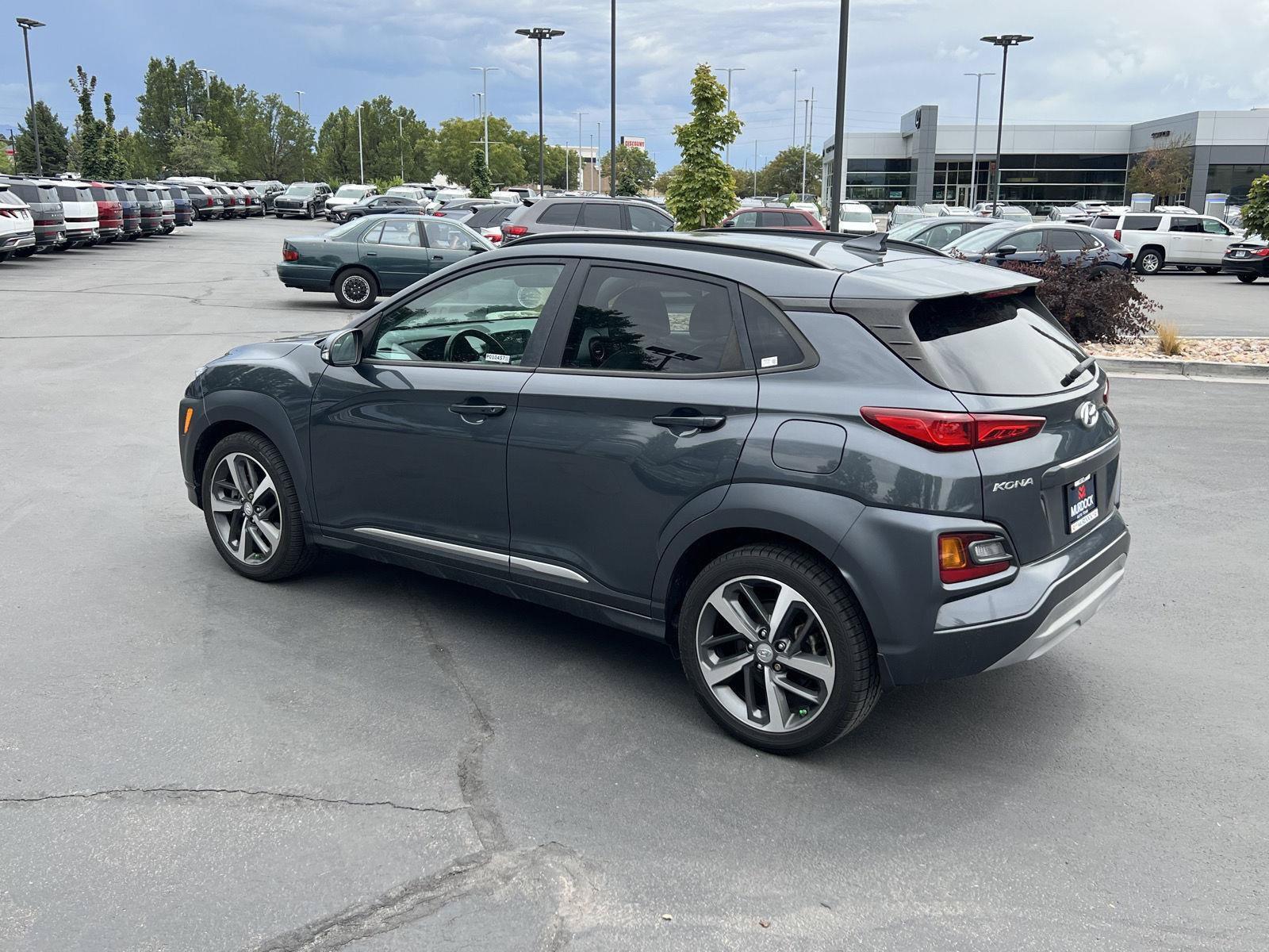 Used 2021 Hyundai Kona Limited AWD/4WD image 18