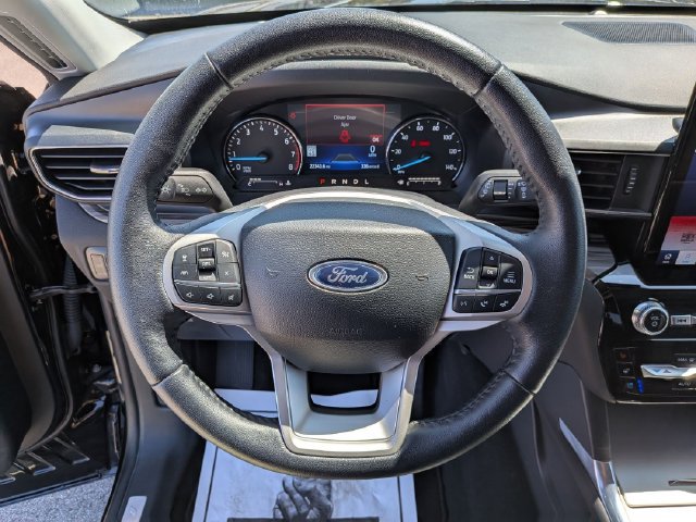 Used 2023 Ford Explorer Limited w/ Limited Technology Package AWD/4WD image 9