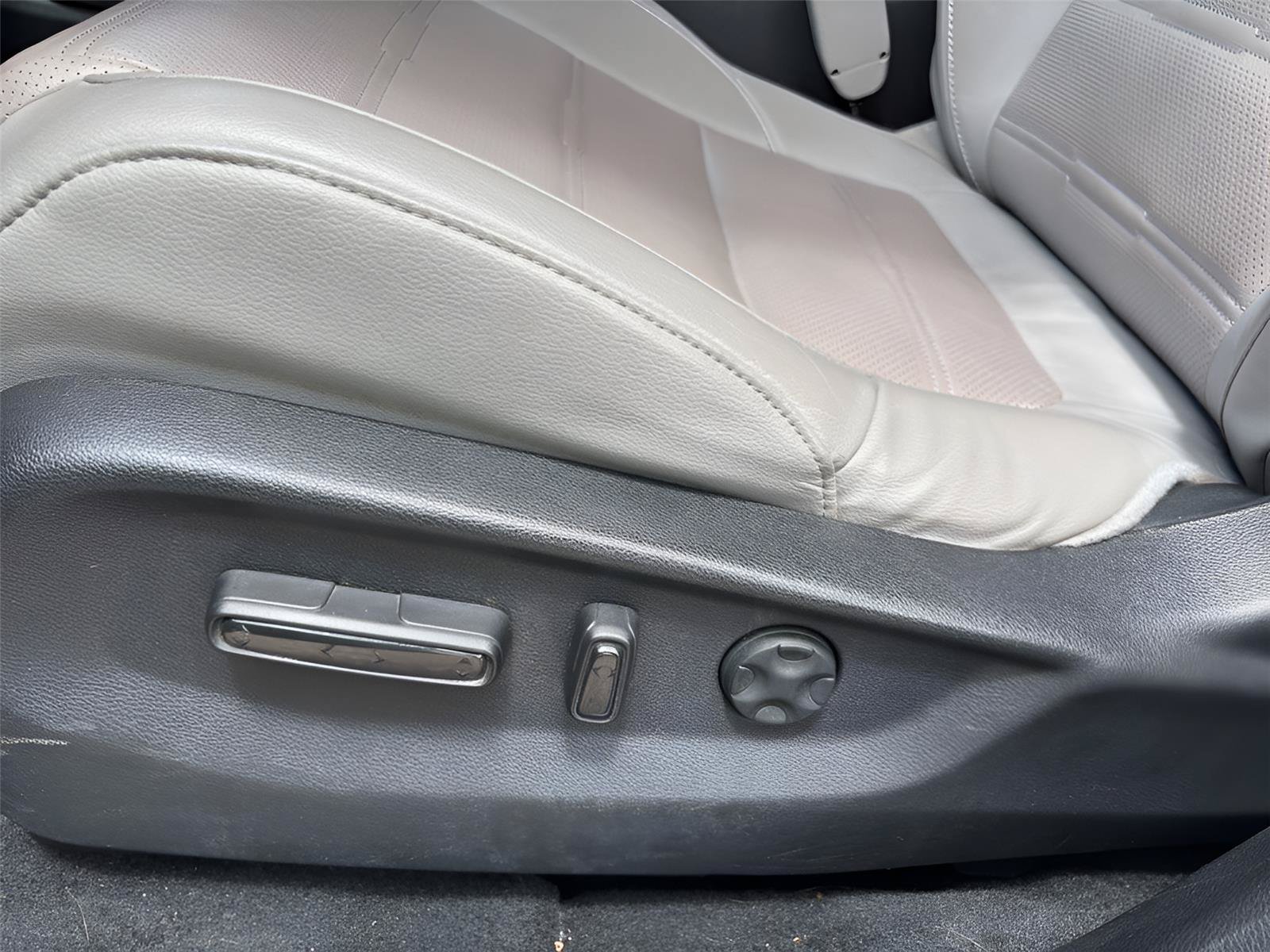 Used 2019 Honda CR-V EX-L image 13