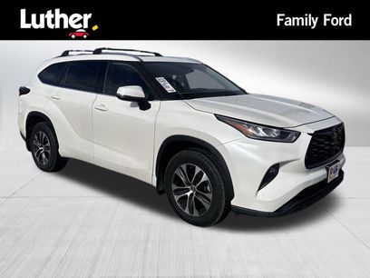Used 2020 Toyota Highlander XLE