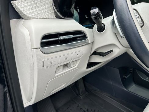 Used 2023 Hyundai Palisade Calligraphy image 21