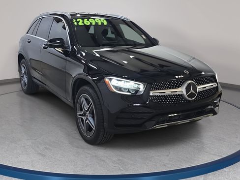 Used 2022 Mercedes-Benz GLC 300 4MATIC image 4